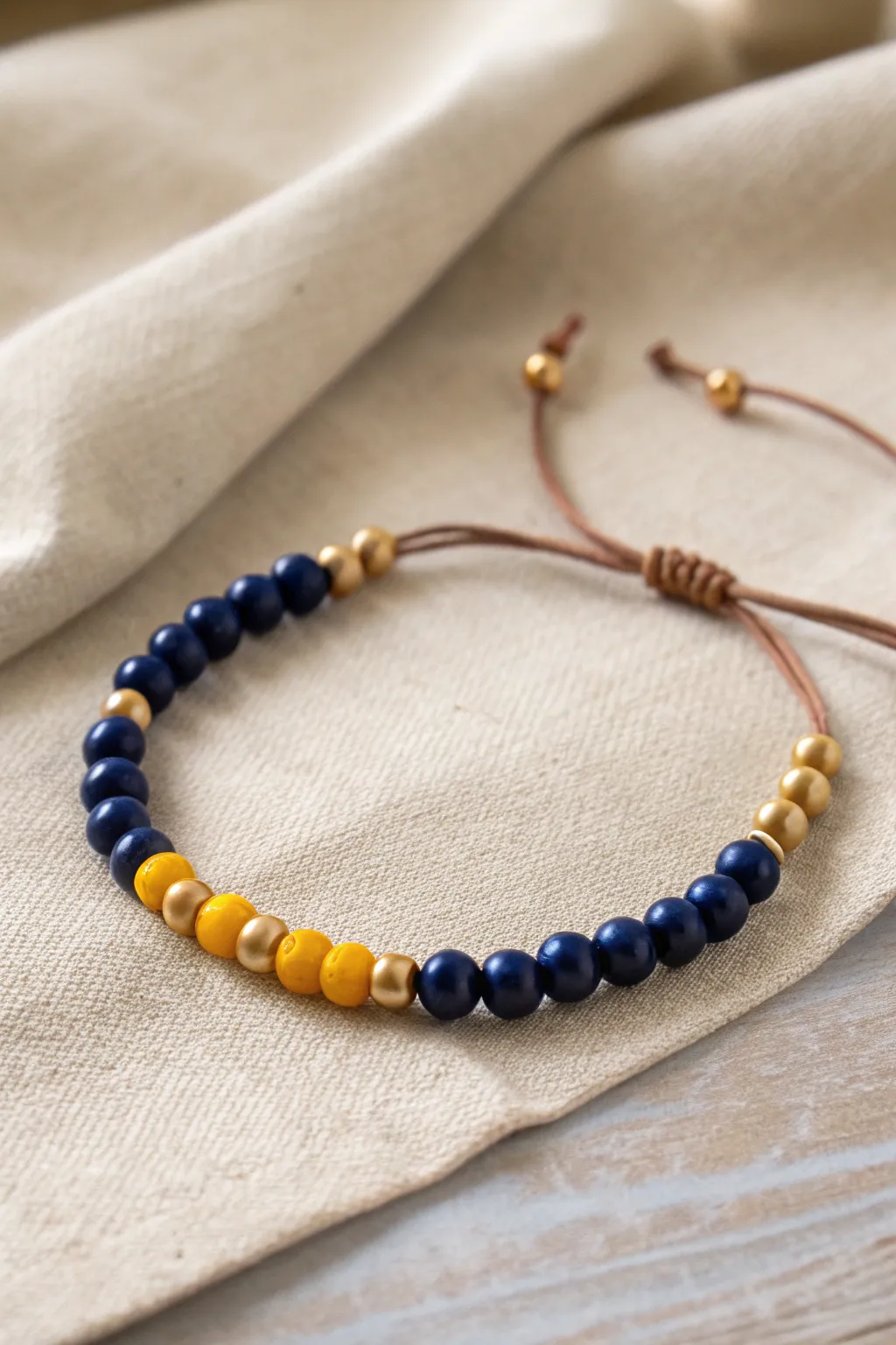 17+ Stylish Heishi Bead Bracelet Ideas